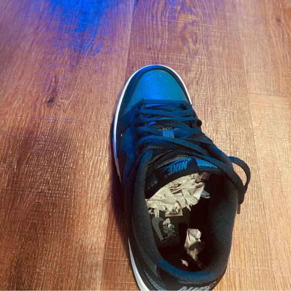 Nike Women's Sneakers - Dark Blue and Teal - Picture 4 of 4